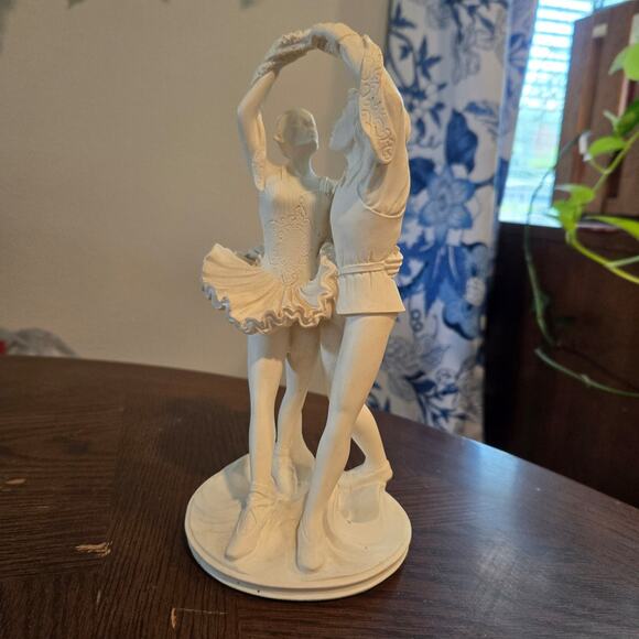 Vintage Italian Ballerina Couple Sculpture - Picture 7 of 11